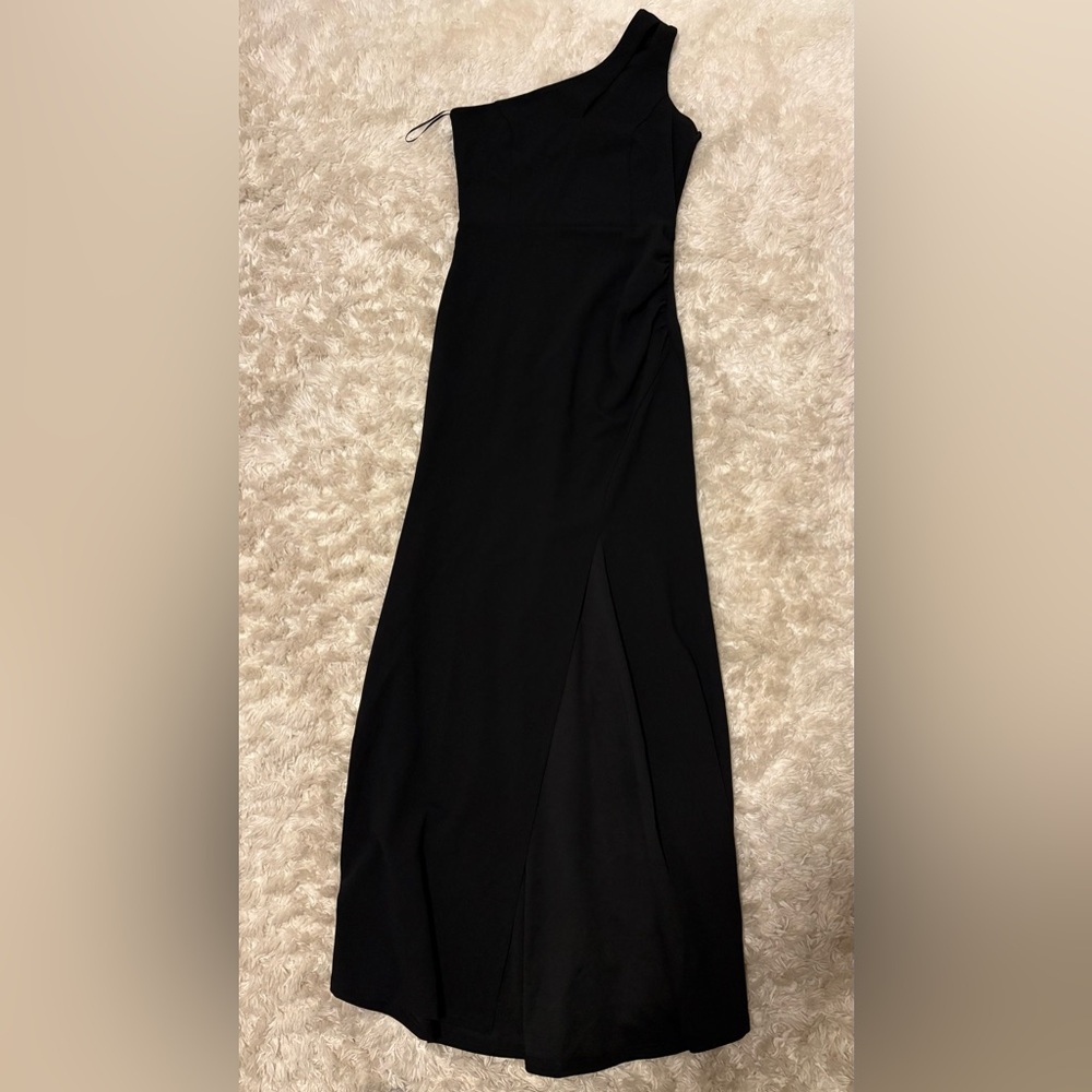 Lulus black dress
